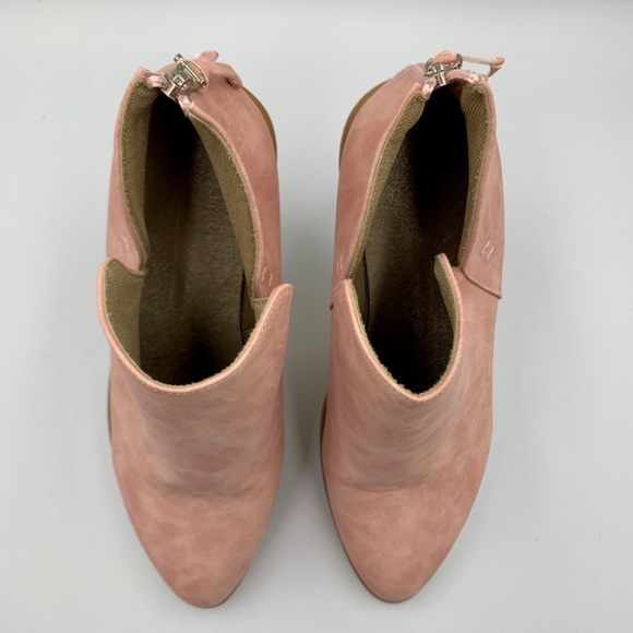 Ladies pink slip on ankle boots with zippered back and western toe - Picture 5 of 10